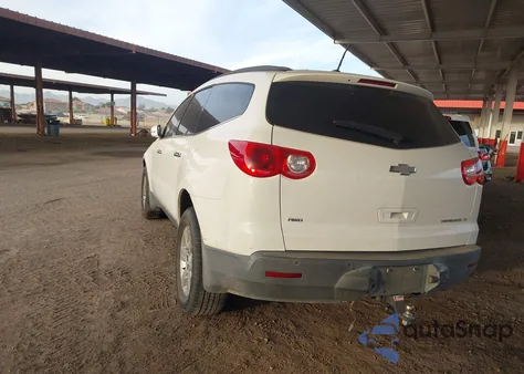 2011 Chevrolet Traverse 1Lt z USA, uszkodzony, nr VIN 1GNKVGED8BJ393880